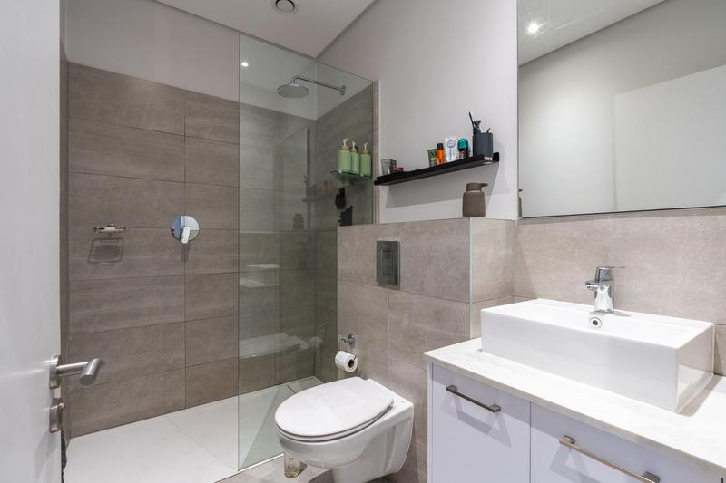 1 Bedroom Property for Sale in Foreshore Western Cape